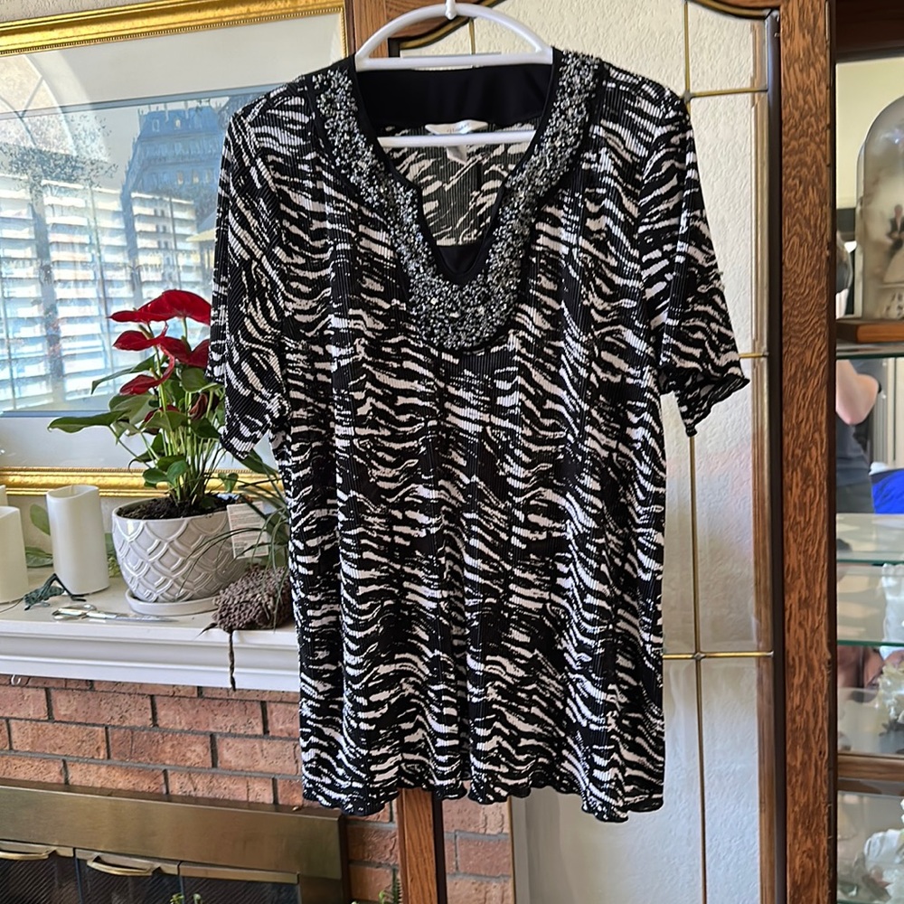 CJ banks formal blouse